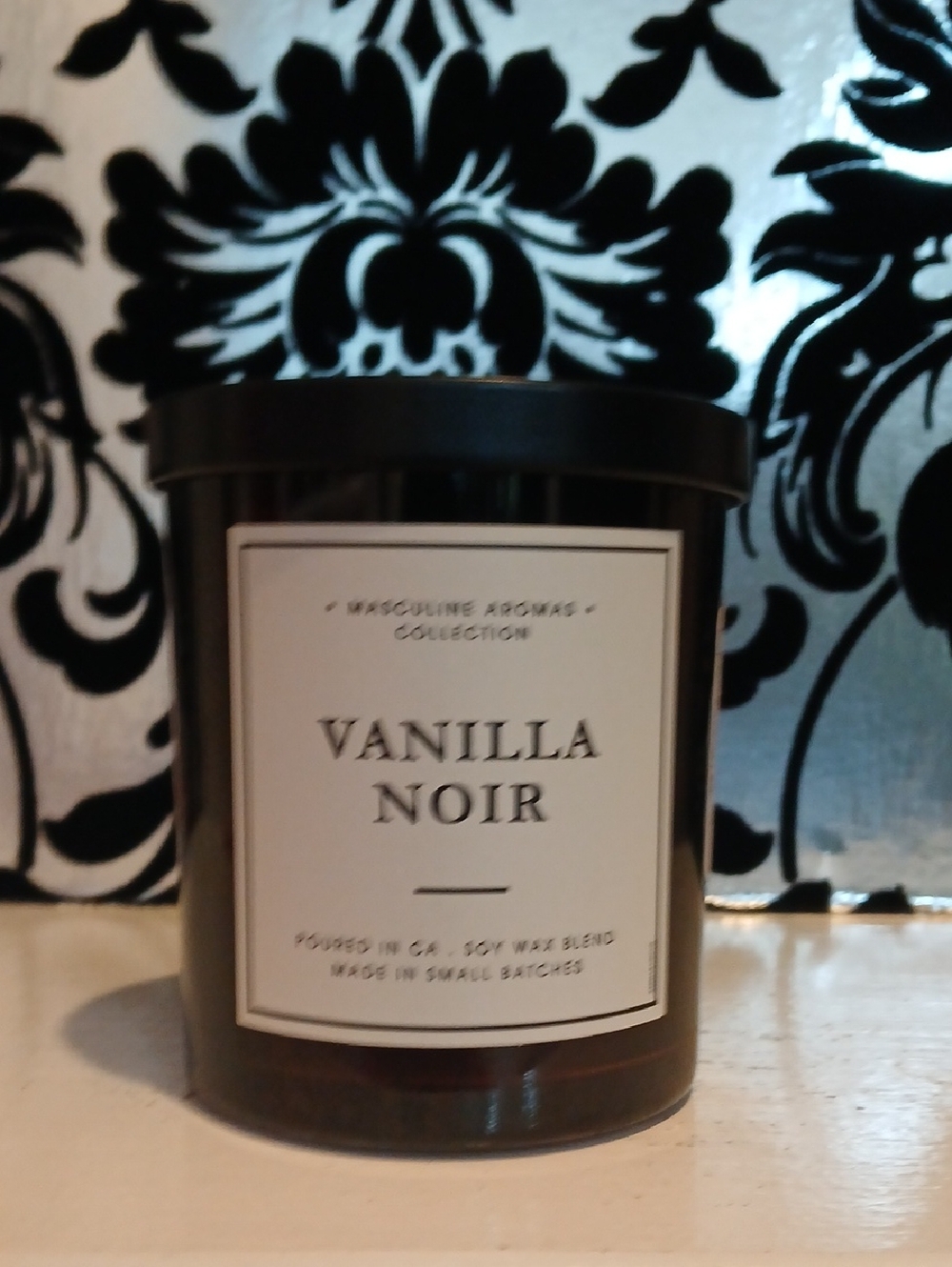Vanilla Noir Candle